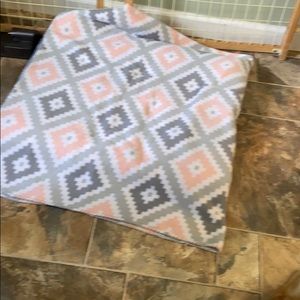 Meet your Posher, Leslie